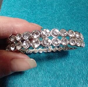 Elegant Silvertone Crystal Stretch Bracelet